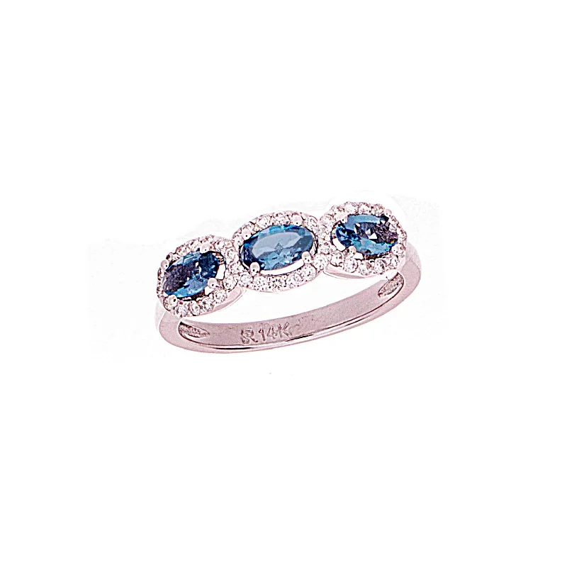 Women’s promise rings-Aquamarine Ring,Gender_Ladies,Jewelry_Rings,Metal_White Gold,Price Range_$501 - $1000