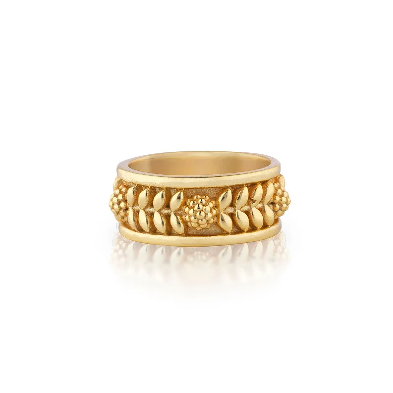 Women’s ring with diamonds-Berry Vine Ring - Gold