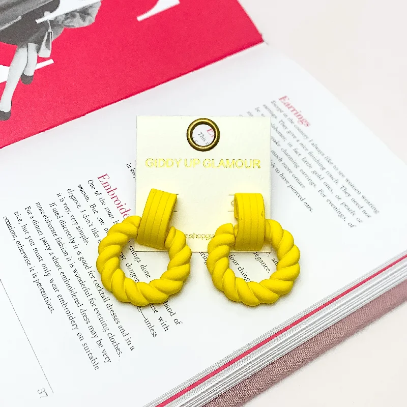 Women’s high-fashion earrings-Made to Party Twisted Circle Earrings in Yellow