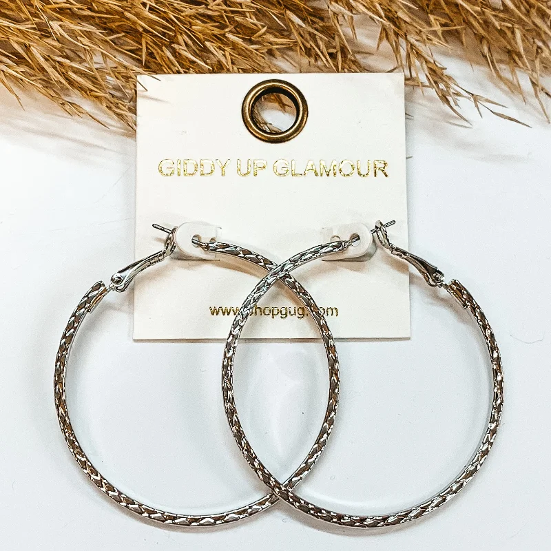 Women’s asymmetrical earrings-Diamond Textured Hoop Earrings in Silver