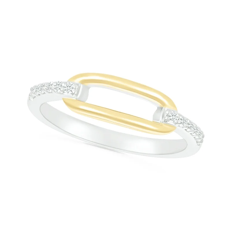 Women’s pear-shaped engagement rings-Gold Paperclip Link Ring with Diamonds