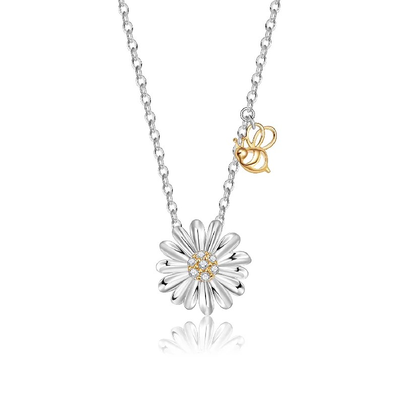 Women’s classic pearl necklaces-"Daisy" Daisy Bee Sapphire 18K White Gold Necklace