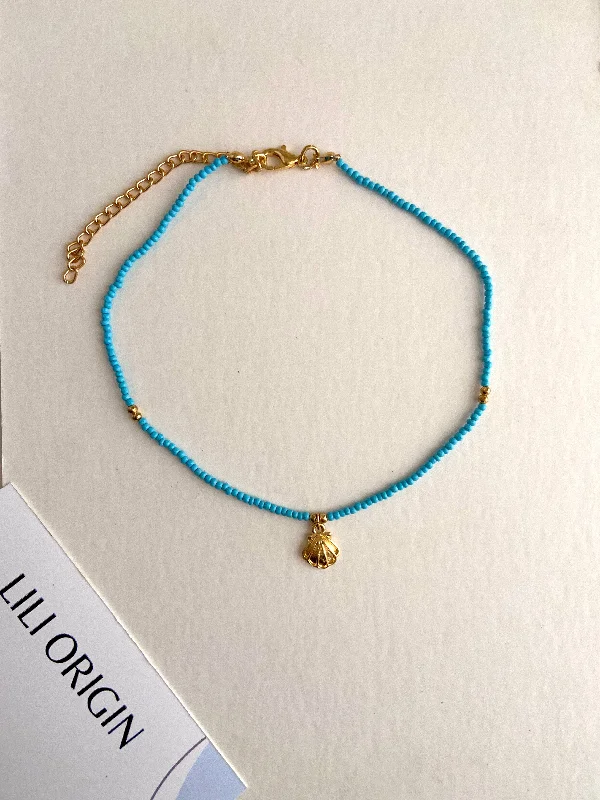 Women’s chic necklaces-Blue Oyster beaded choker