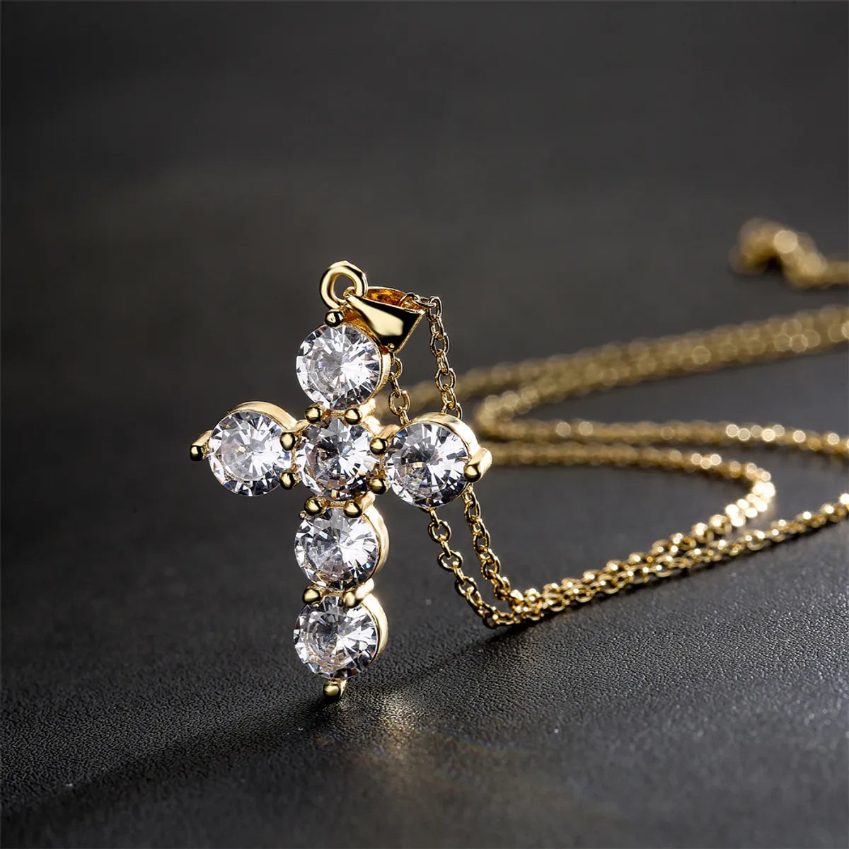 Women’s diamond and gold necklaces-Fashion Geometric Cross Pendant Copper Necklace Wholesale