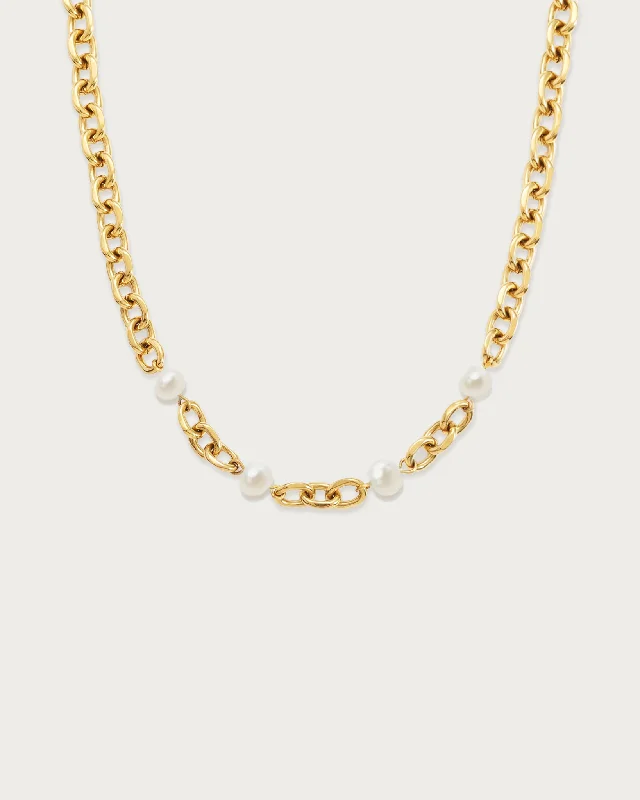 Women’s leather necklaces-Gold Essence Pearl Necklace