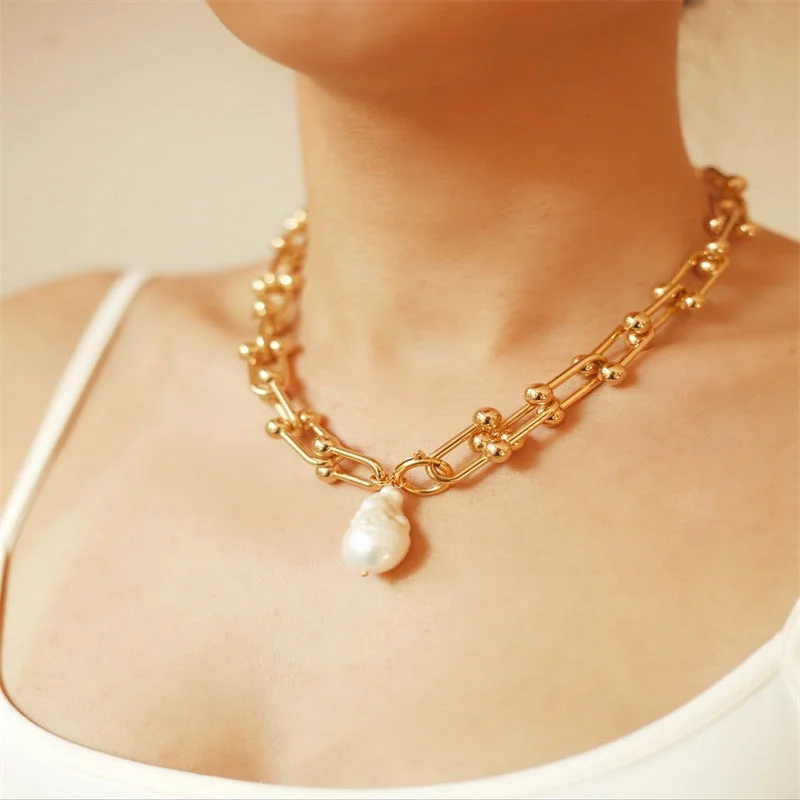 Pearl Necklace + B007