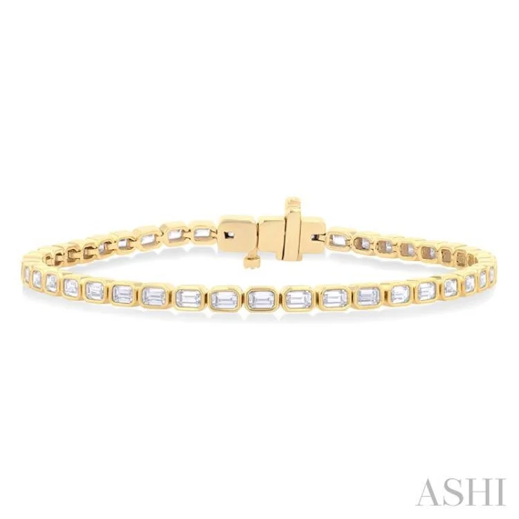 Women’s heart-shaped bangle bracelets-4 3/4 Ctw East-West Bezel Set Emerald Cut Diamond Tennis Bracelet in 14K Yellow Gold