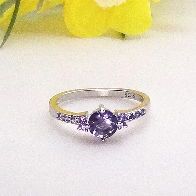 Women’s affordable diamond engagement rings-Luxury Women Faux Amethyst Inlaid Finger Ring Wedding Engagement Jewelry Gift