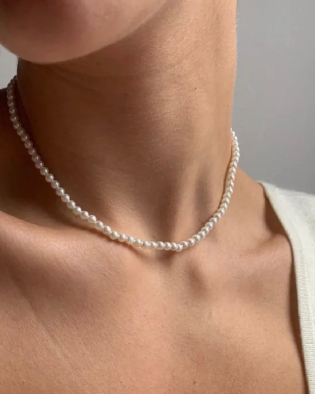 Women’s square pendant necklaces-Pearl Choker