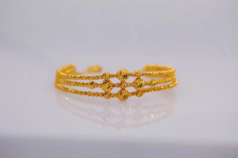 Women’s thick bangles-21k Gold Beaded Bracelet