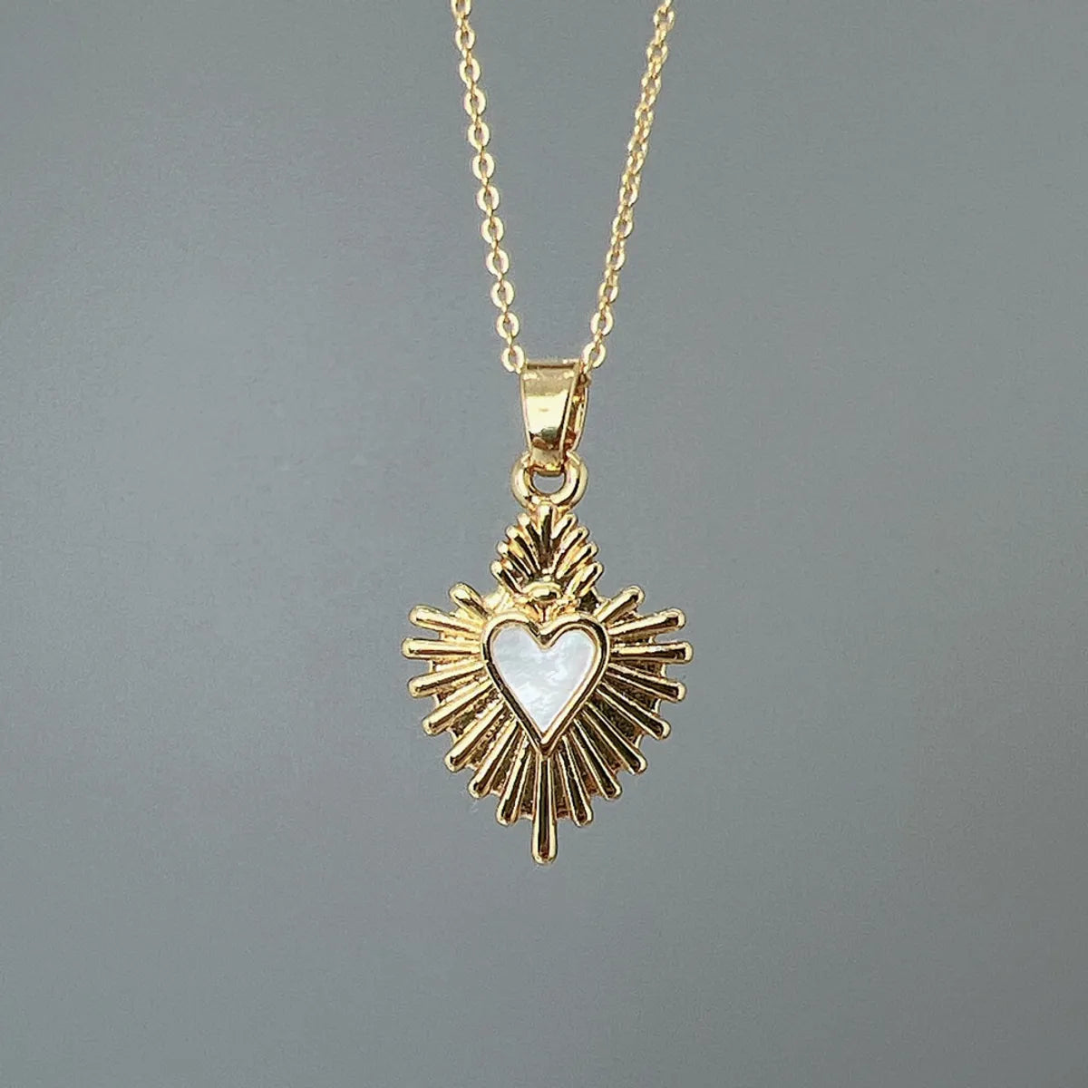 Women’s double-strand necklaces-Ig Style Simple Style Heart Shape Copper Plating Inlay Shell Pendant Necklace 1 Piece