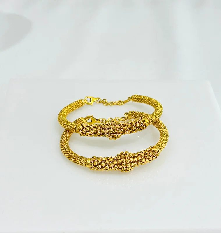 Women’s engraved cuff bracelets-21k Gold Himo Bracelet