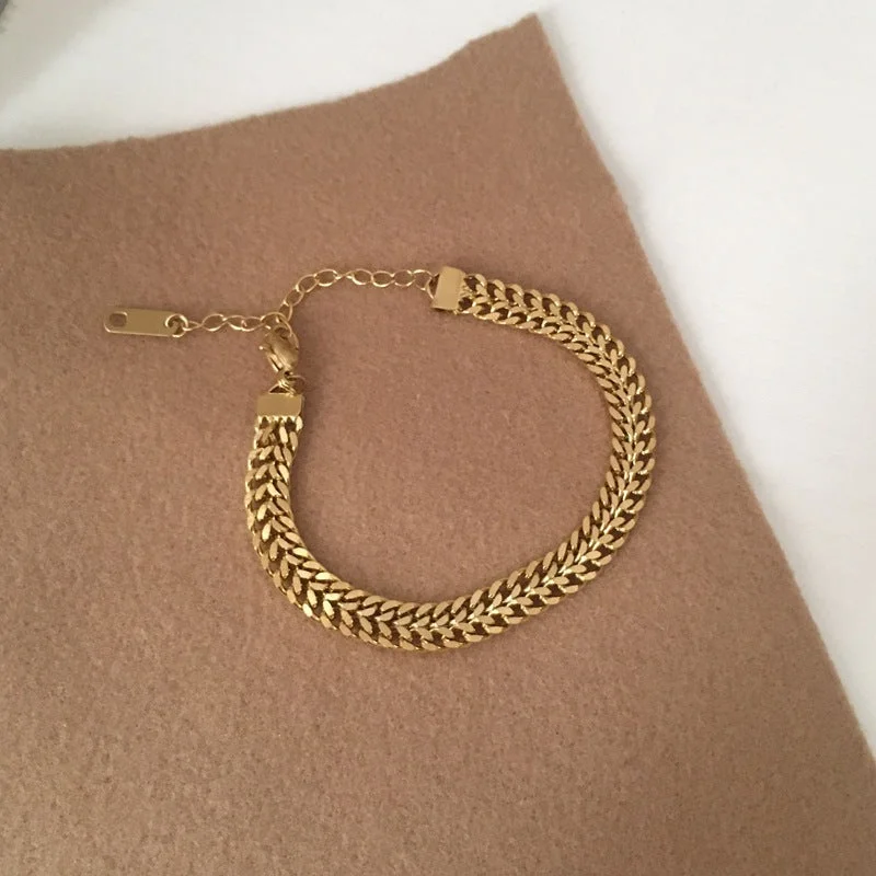 A5169-Braided Bracelet Gold