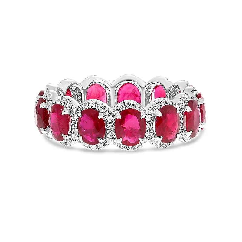 Women’s unique engagement rings-Ruby and Diamond Ring